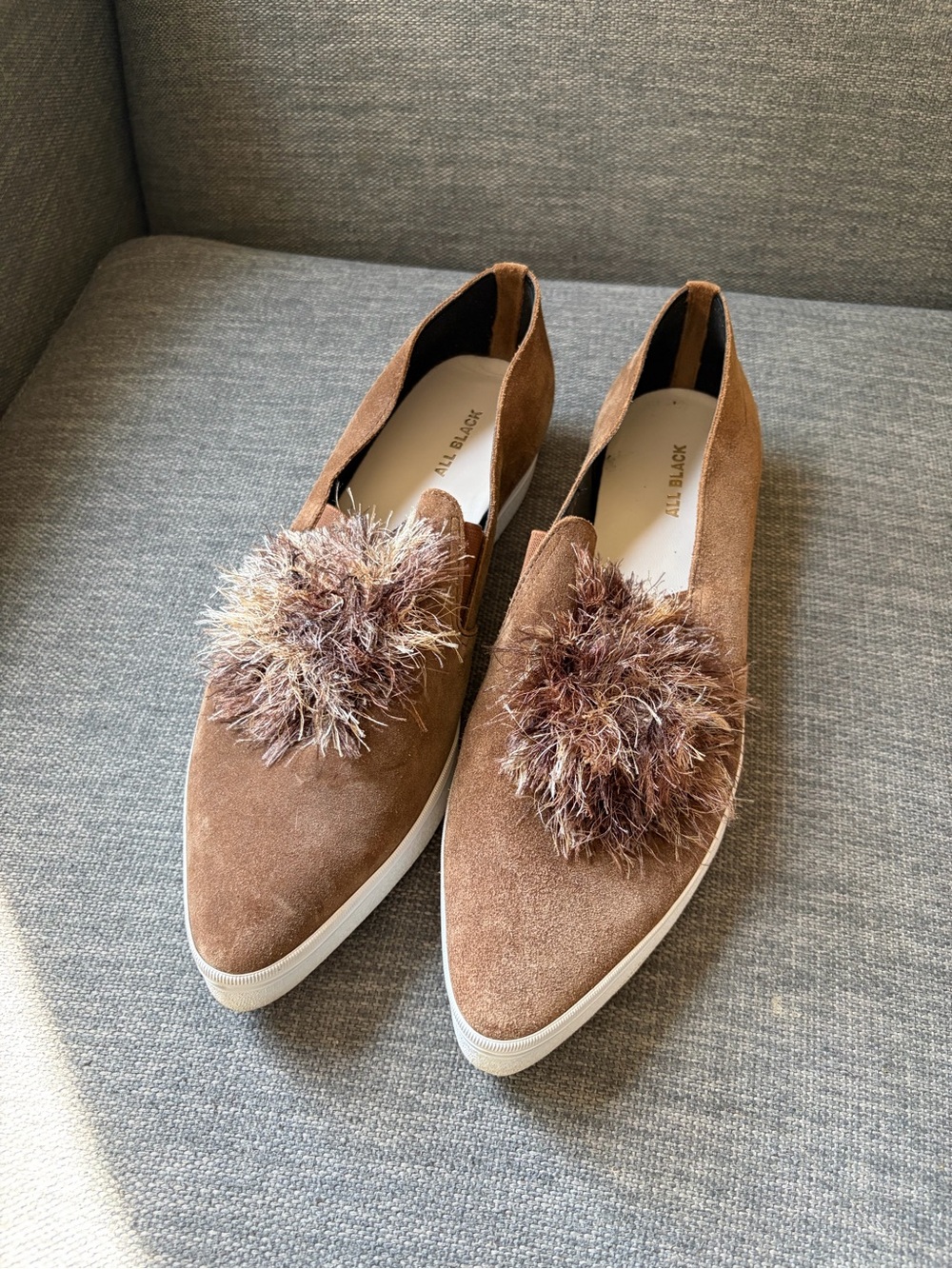 ALL BLACK Suede Fringe Pom Pom Slip On Sneakers Loafers Tam Brown Pointed Toe 9